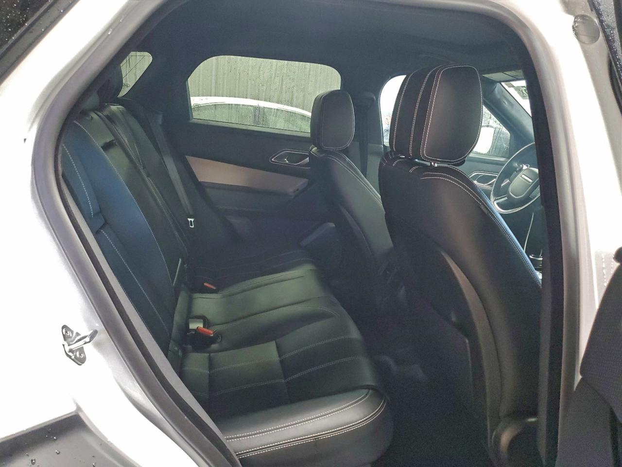 2020 LAND ROVER RANGE ROVER VELAR R-DYNAMIC S photo 10