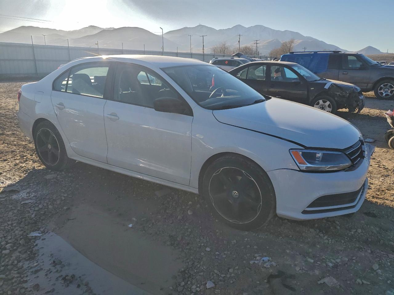 2016 VOLKSWAGEN JETTA S photo 4