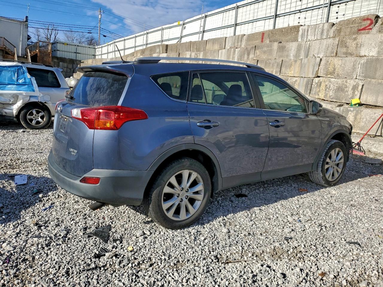 2014 TOYOTA RAV4 LIMITED photo 3