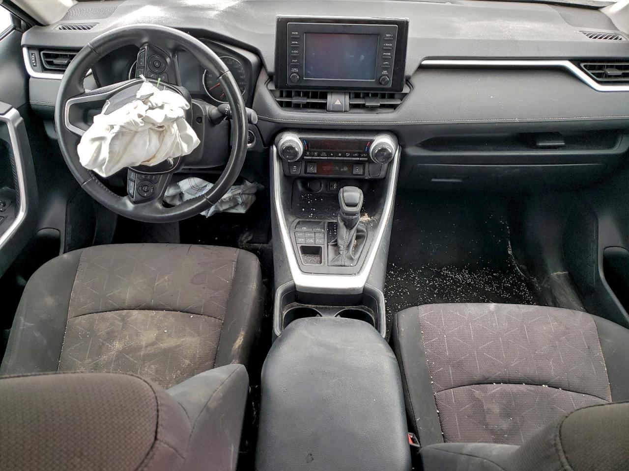 2019 TOYOTA RAV4 XLE photo 8