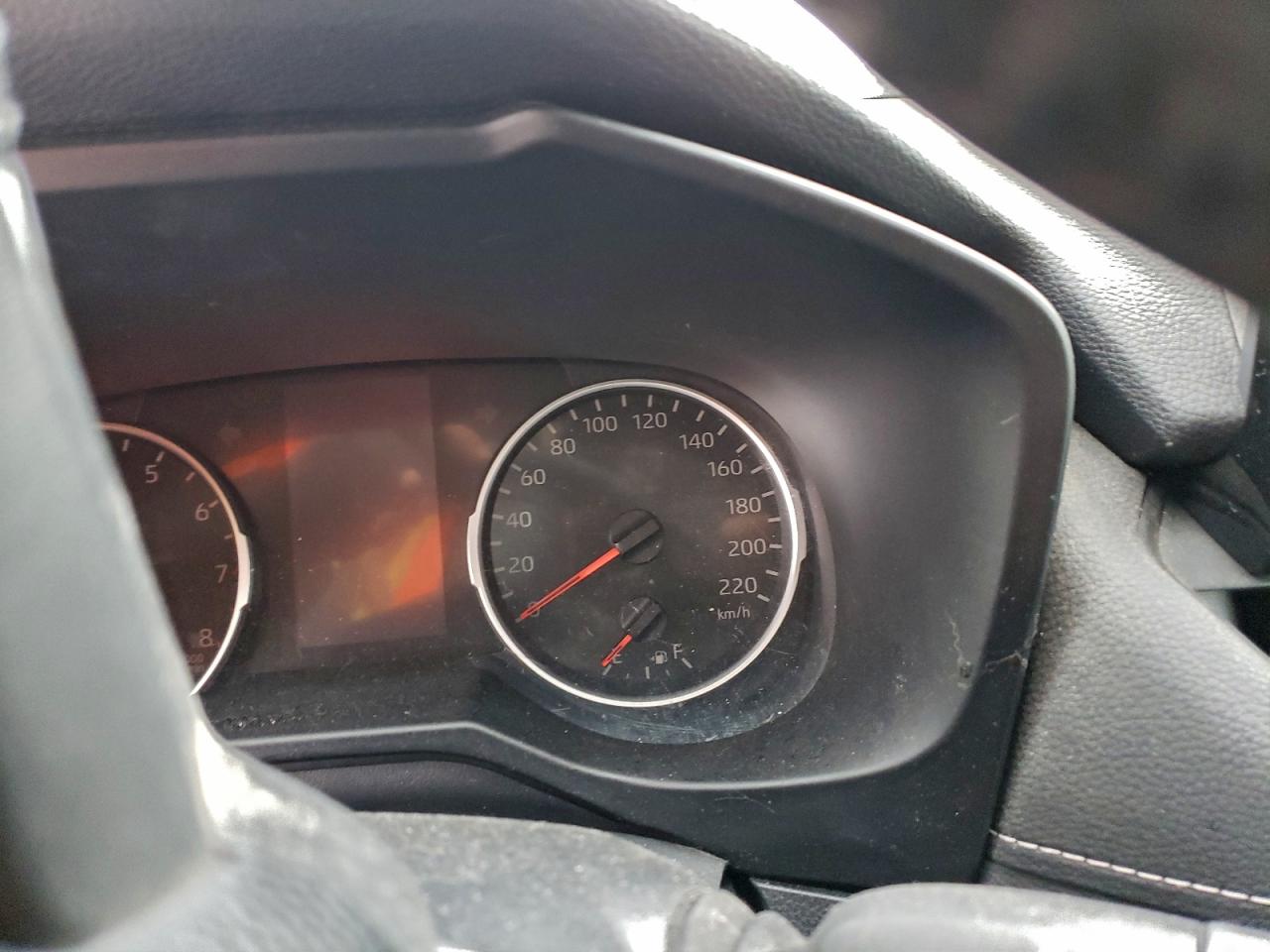2019 TOYOTA RAV4 XLE photo 9