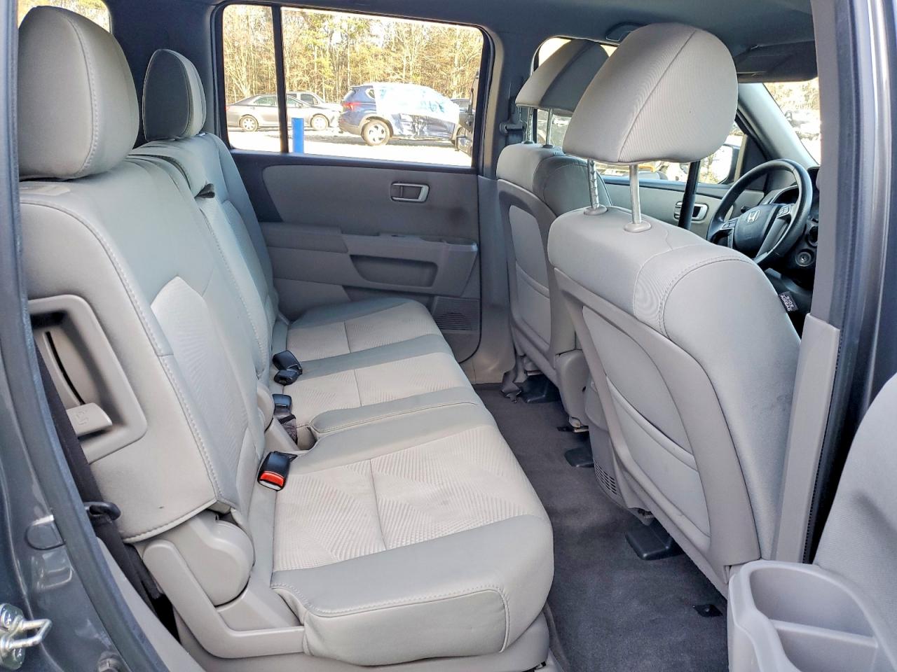 2013 HONDA PILOT LX photo 11