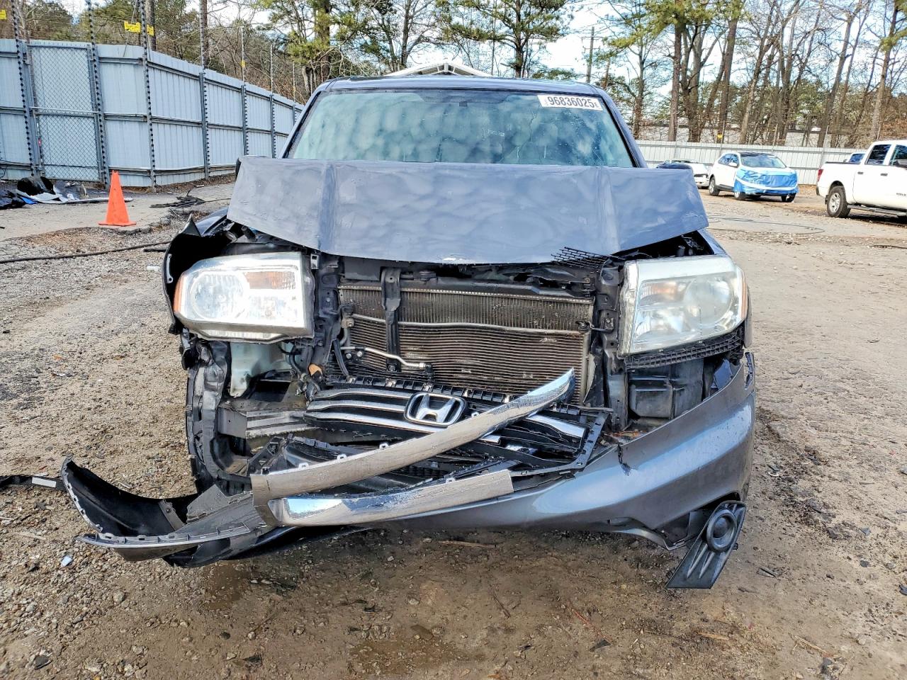 2013 HONDA PILOT LX photo 5