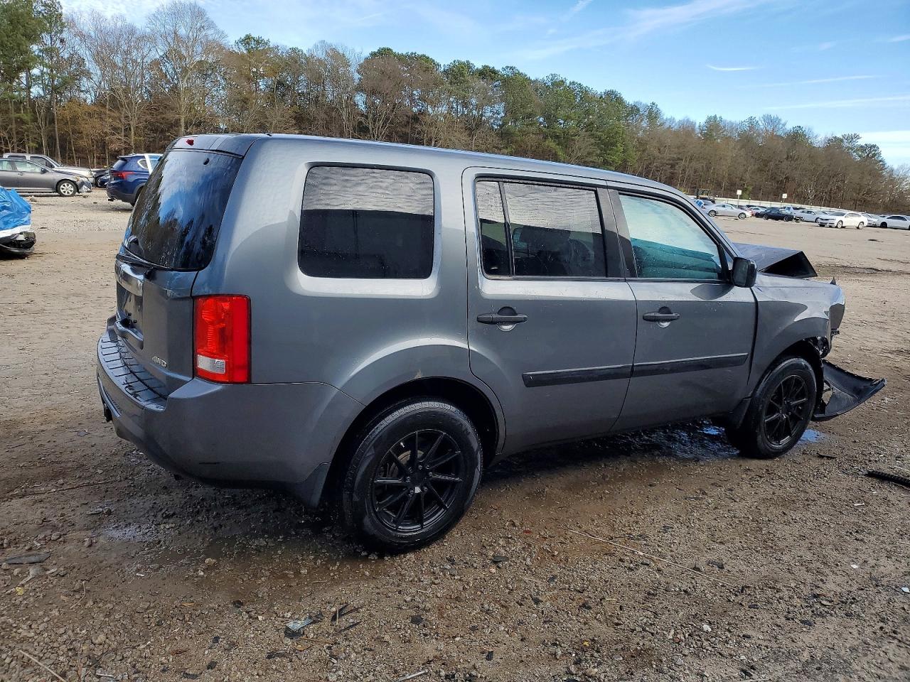 2013 HONDA PILOT LX photo 3