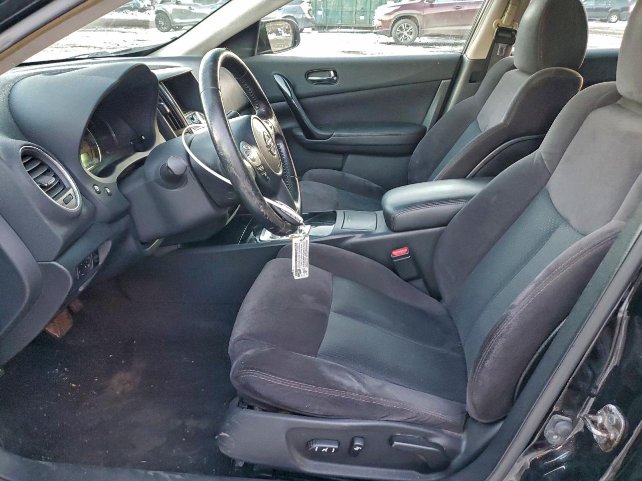 2010 NISSAN MAXIMA S photo 7