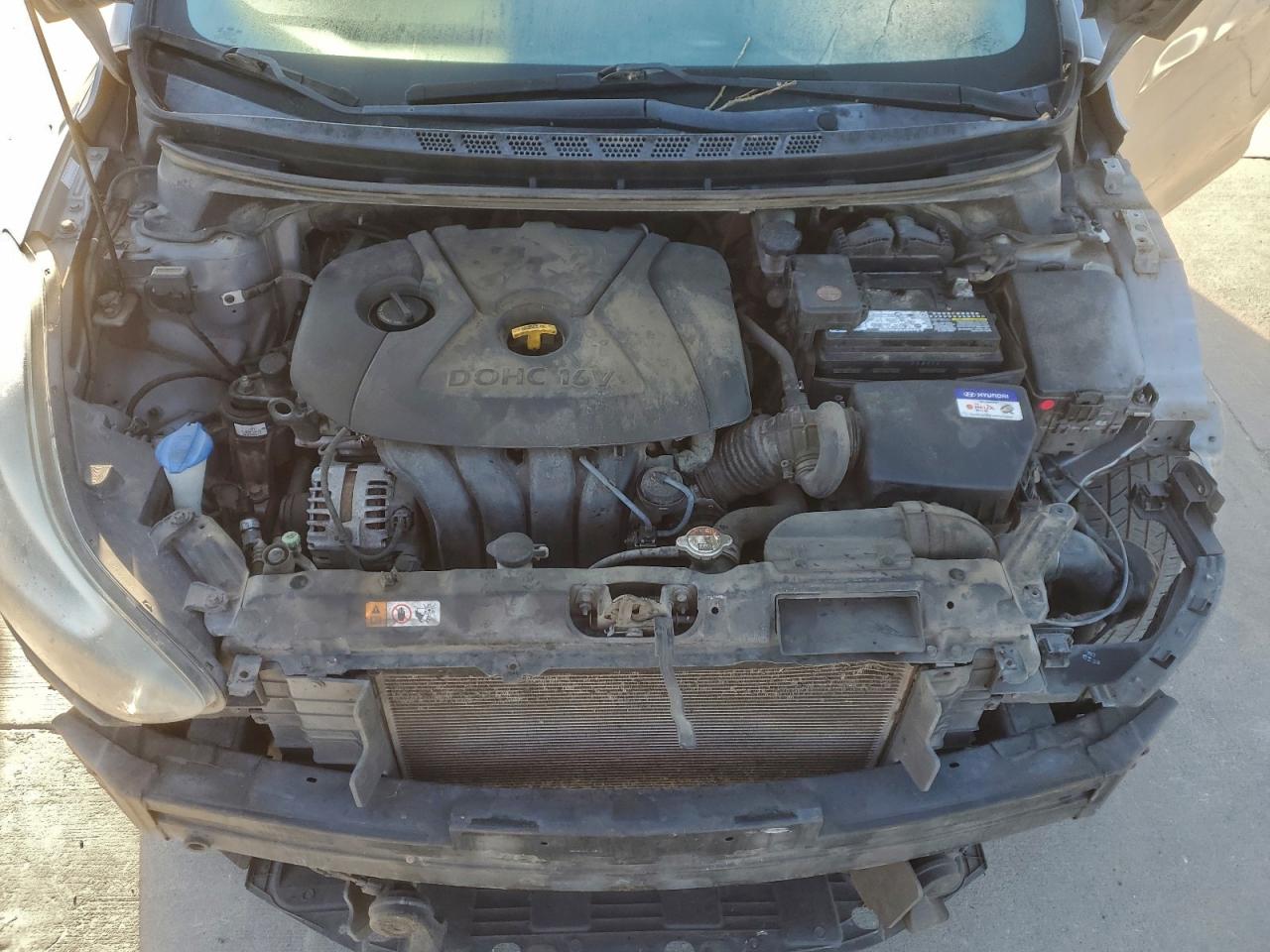 2016 HYUNDAI ELANTRA SE photo 11