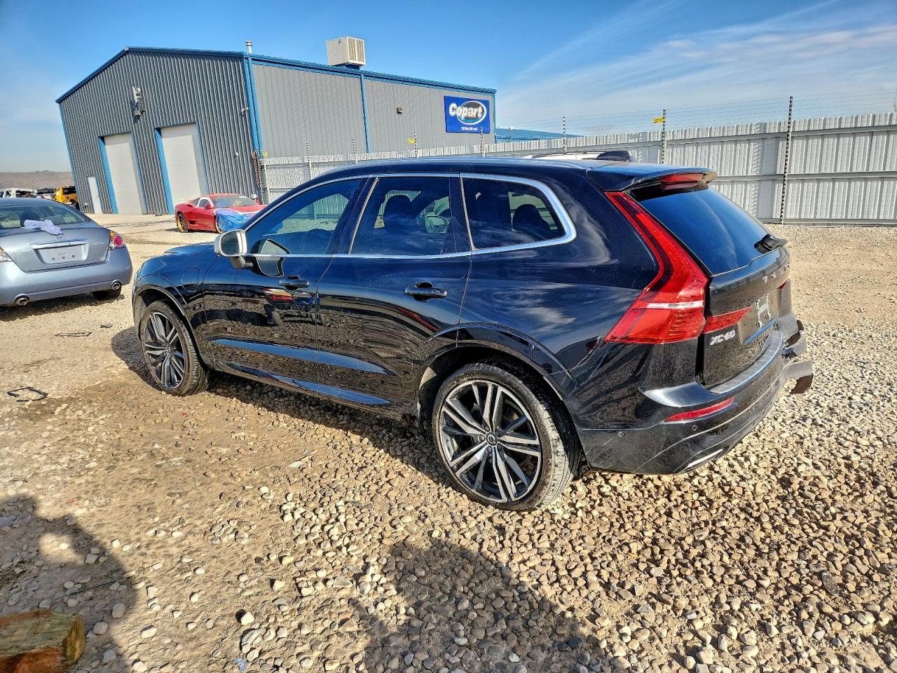2019 VOLVO XC60 T8 R-DESIGN photo 2