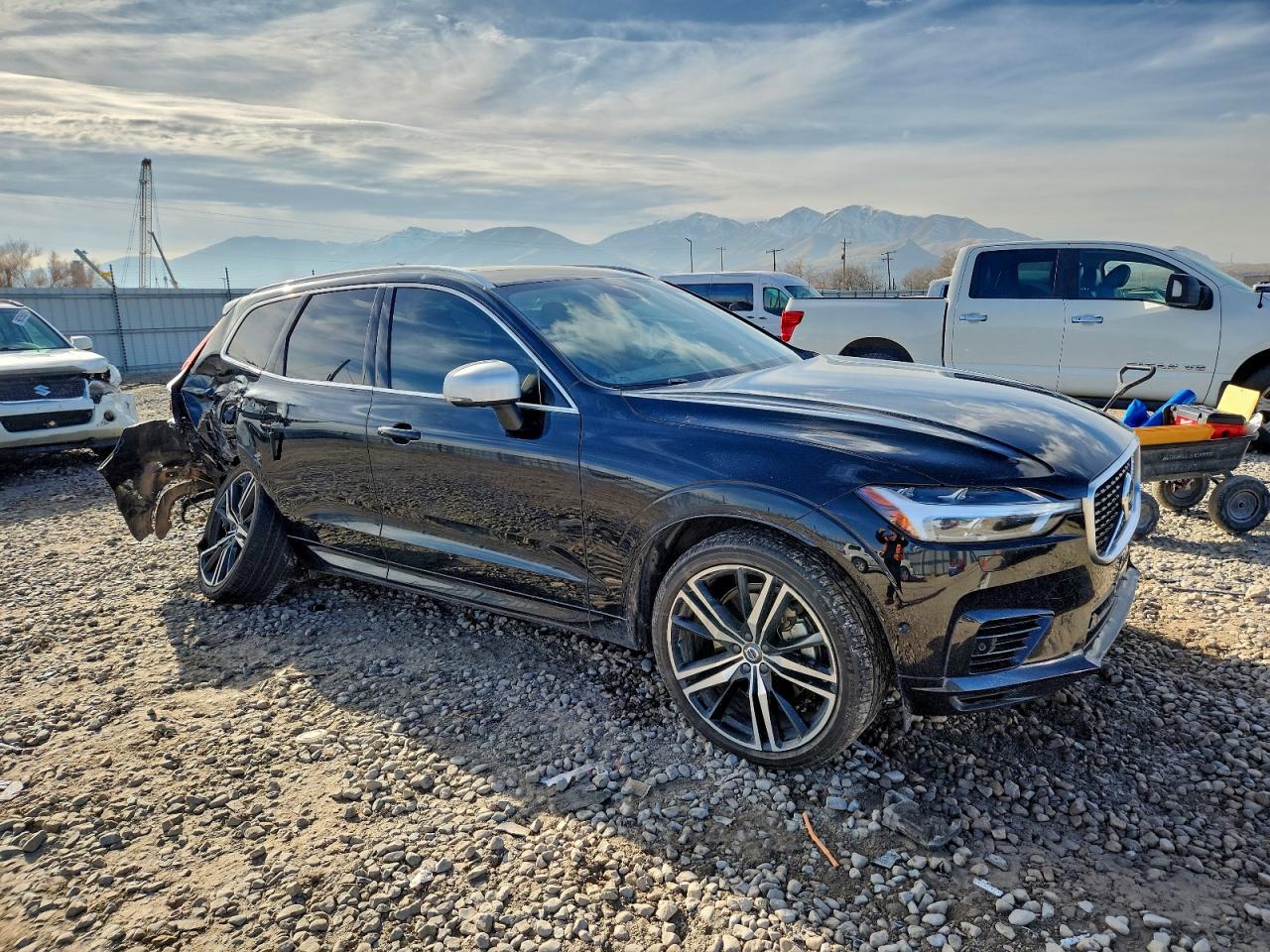 2019 VOLVO XC60 T8 R-DESIGN photo 4