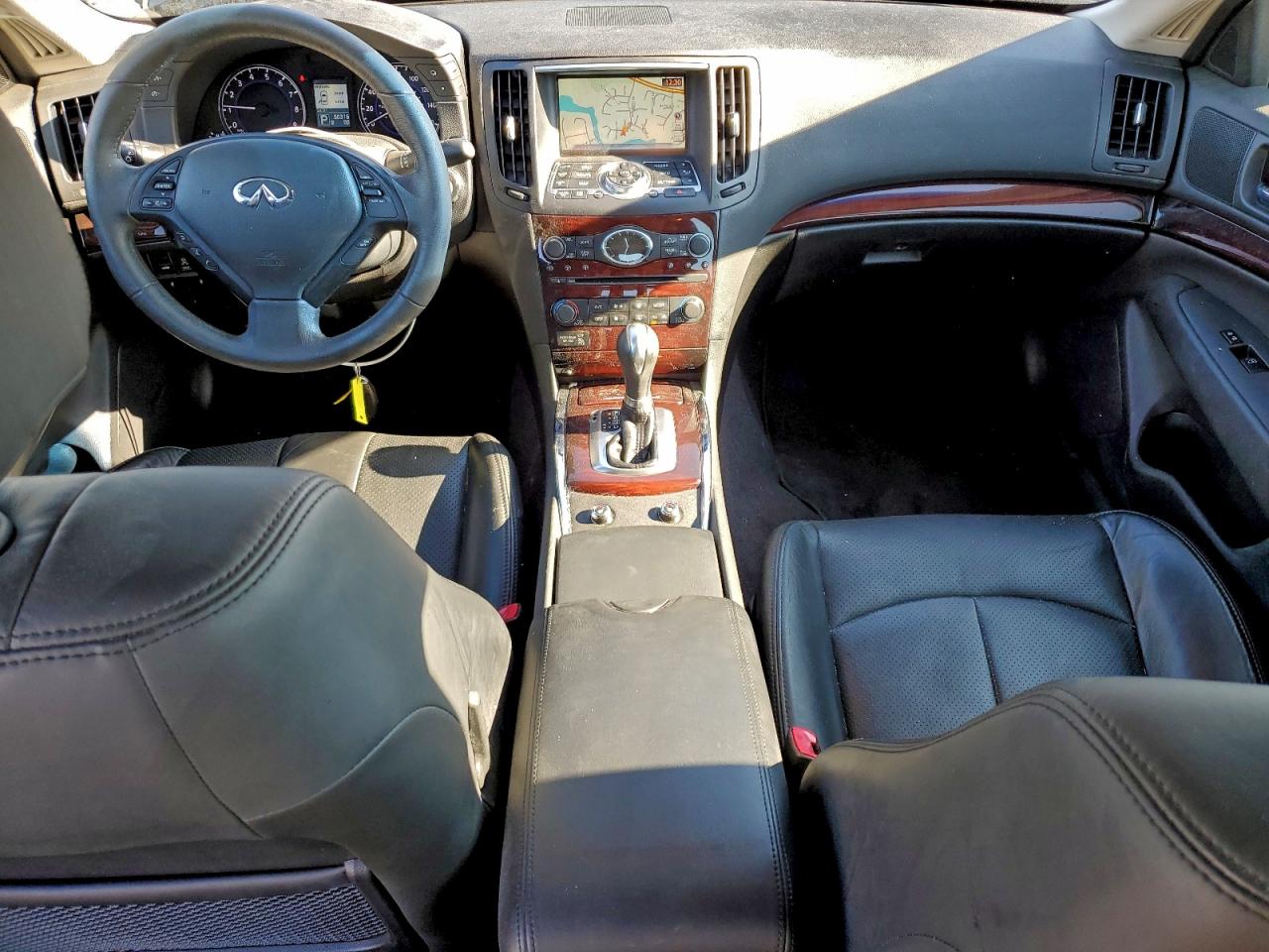 2011 INFINITI G37 BASE photo 8