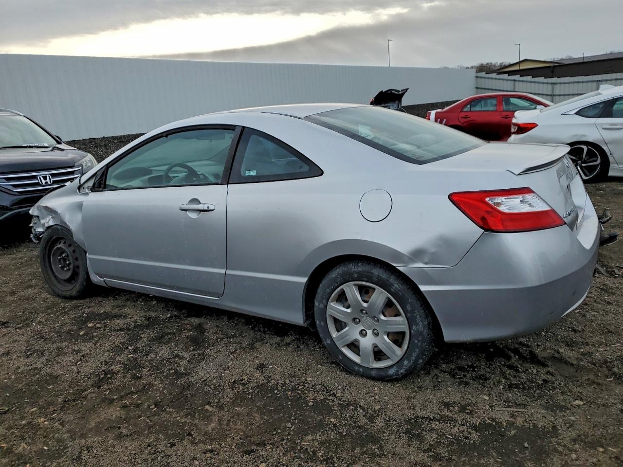2006 HONDA CIVIC LX photo 2