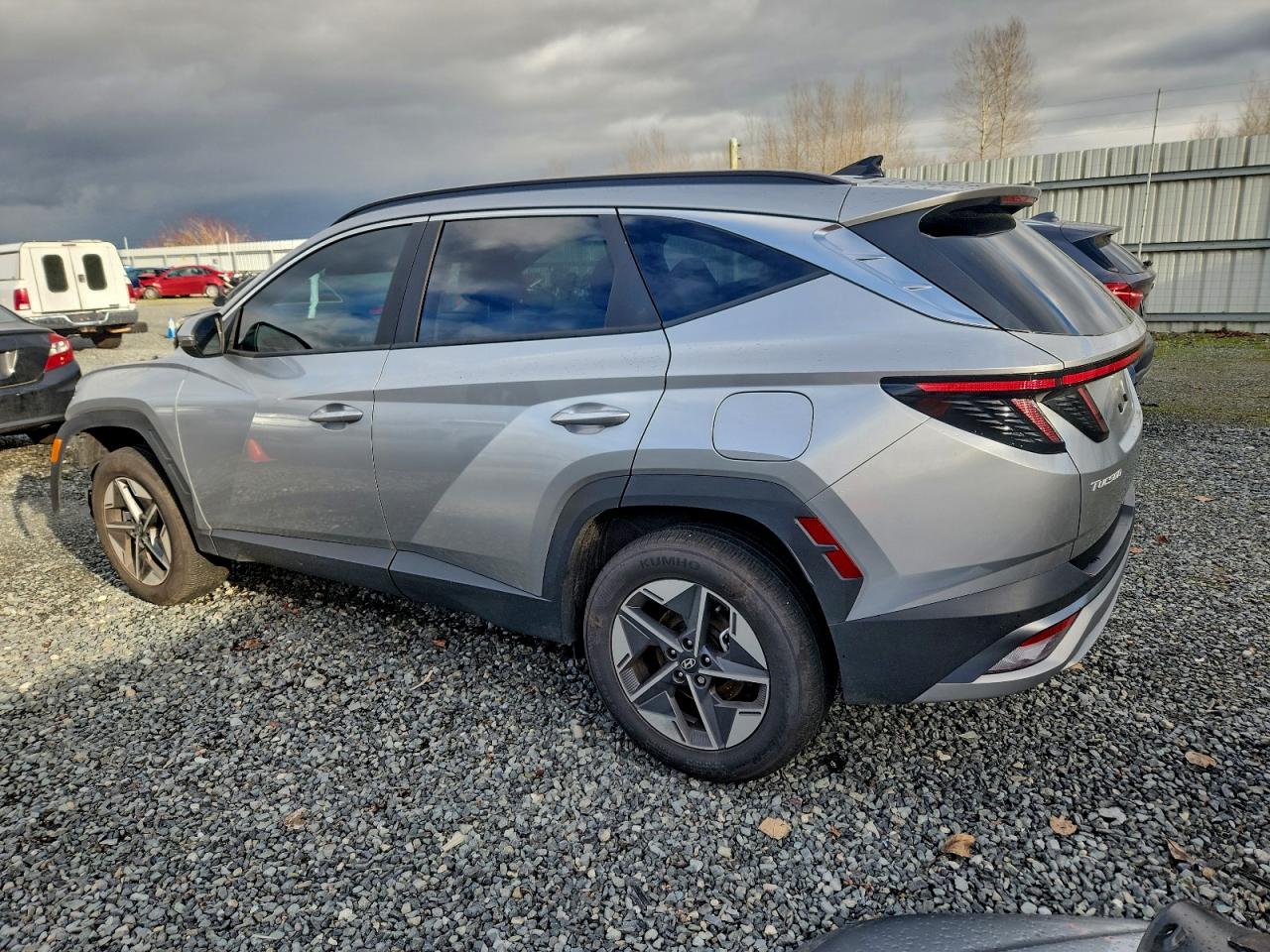 2025 HYUNDAI TUCSON SEL photo 2