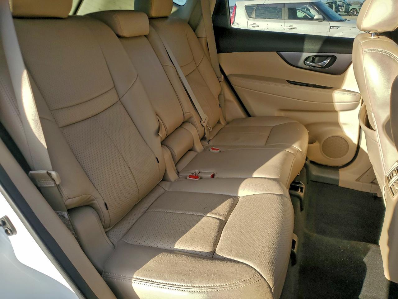 2016 NISSAN ROGUE S photo 11