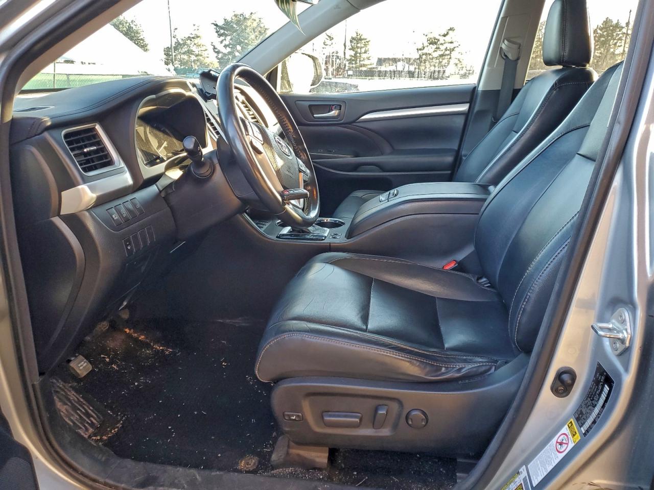 2018 TOYOTA HIGHLANDER SE photo 7