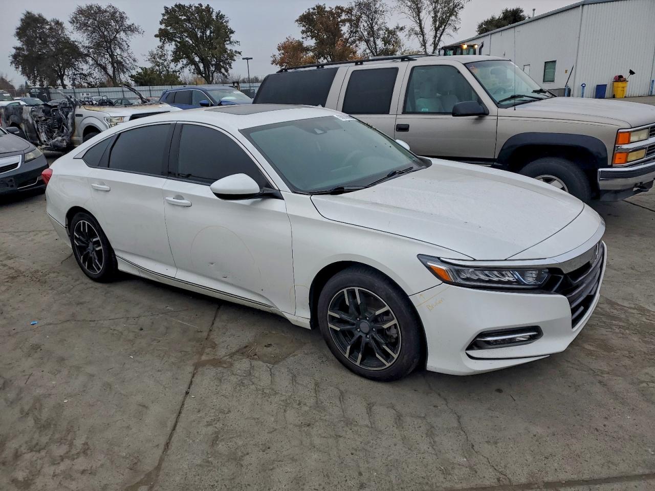 2020 HONDA ACCORD HYBRID EX photo 4