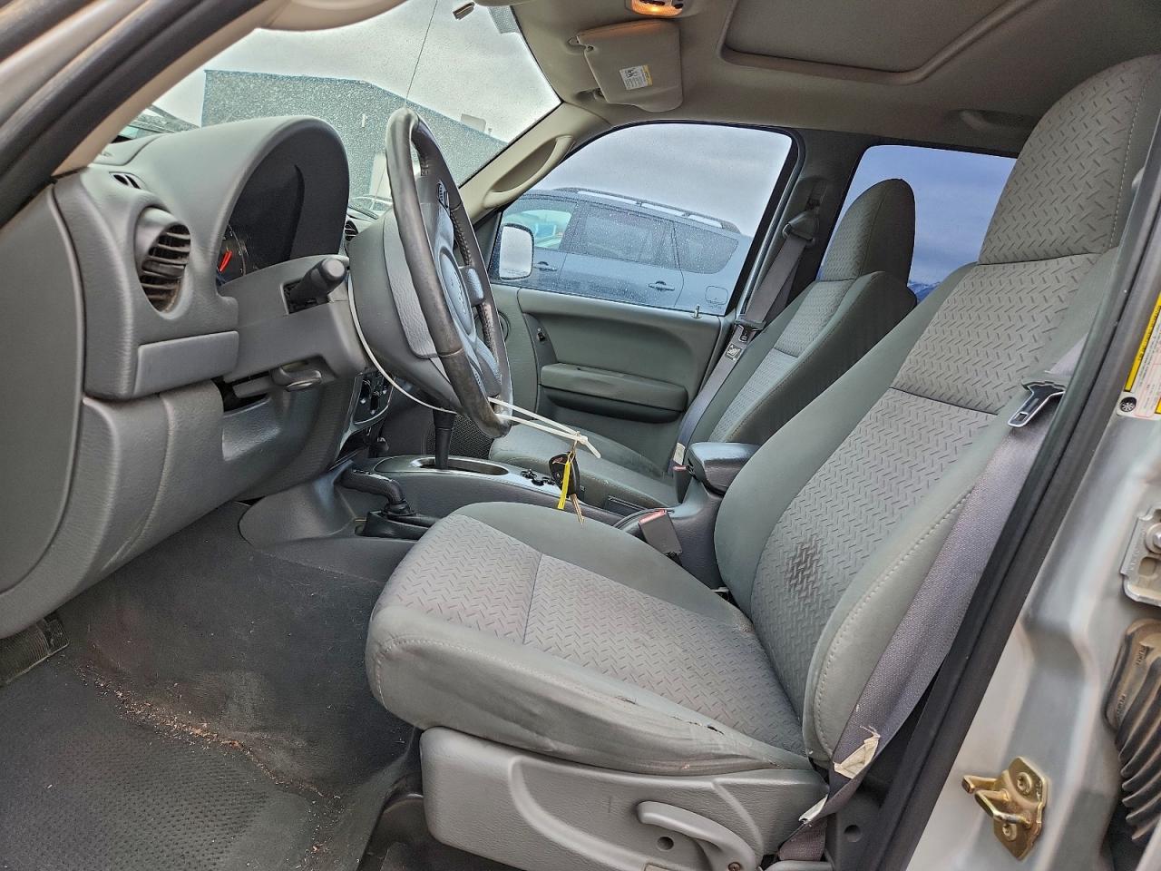 2005 JEEP LIBERTY RENEGADE photo 7