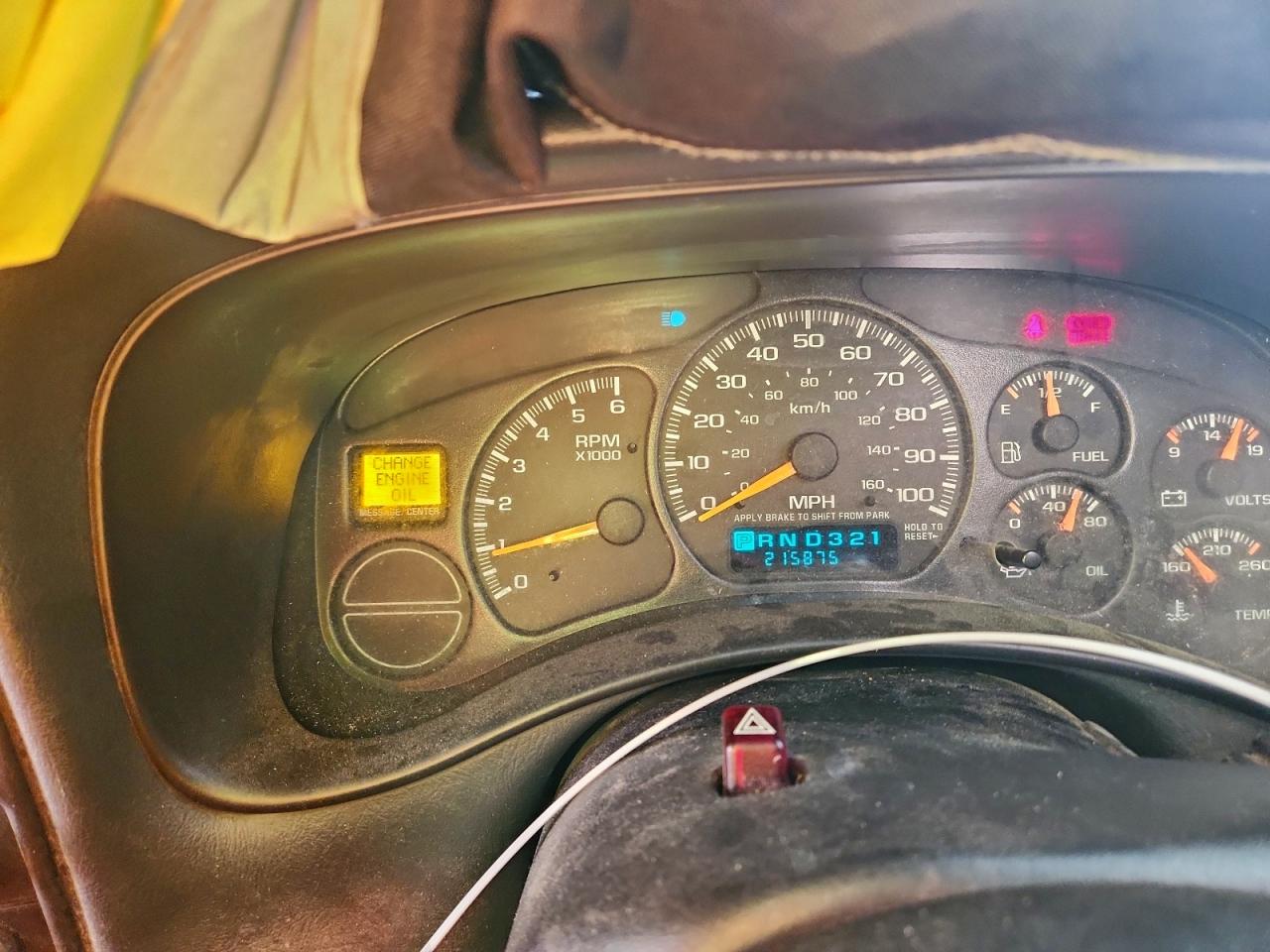 2001 CHEVROLET SUBURBAN K1500 photo 9