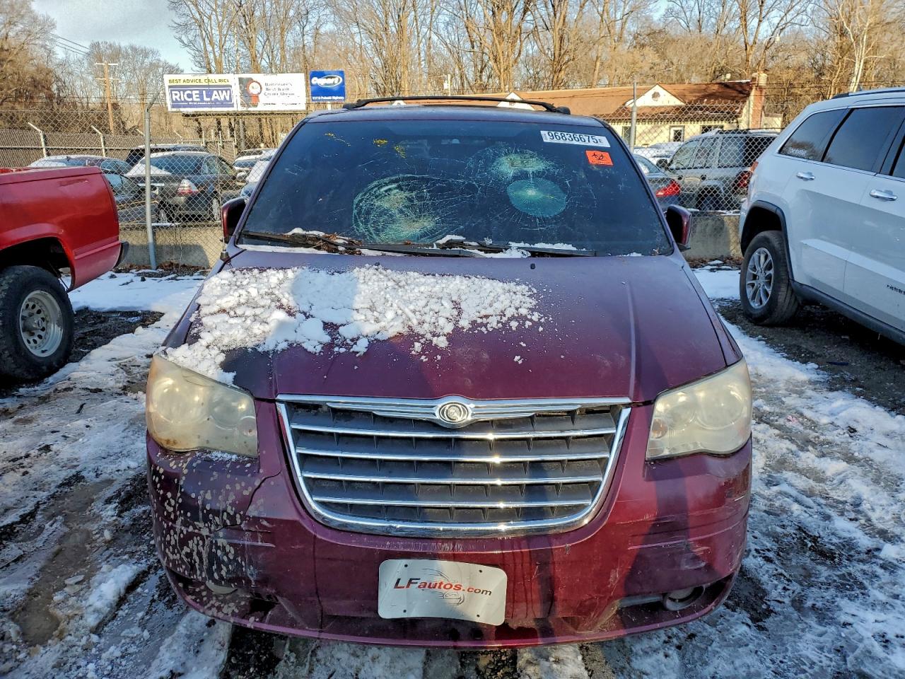 2008 CHRYSLER TOWN & COUNTRY TOURING photo 5