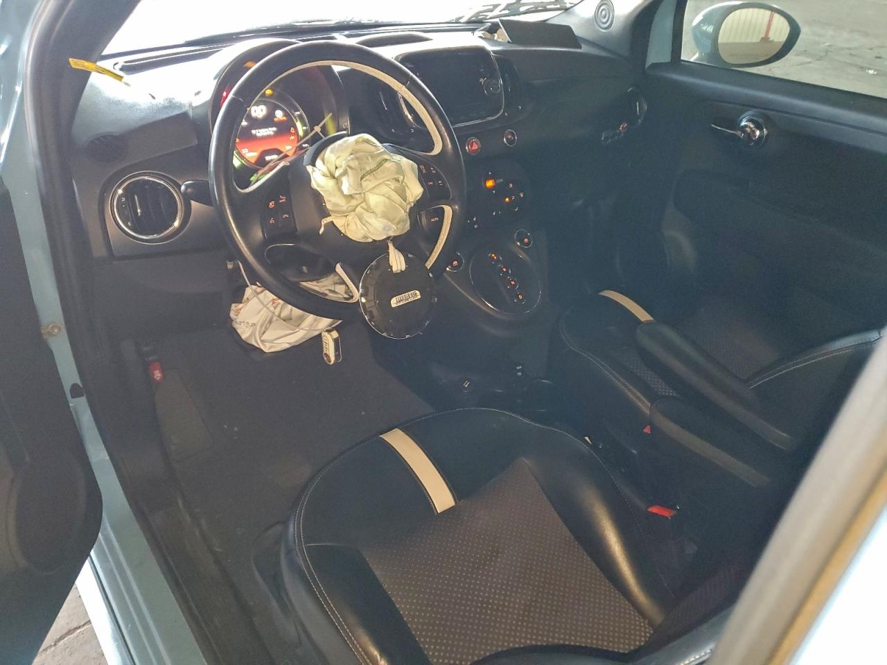 2017 FIAT 500 ELECTRIC photo 8