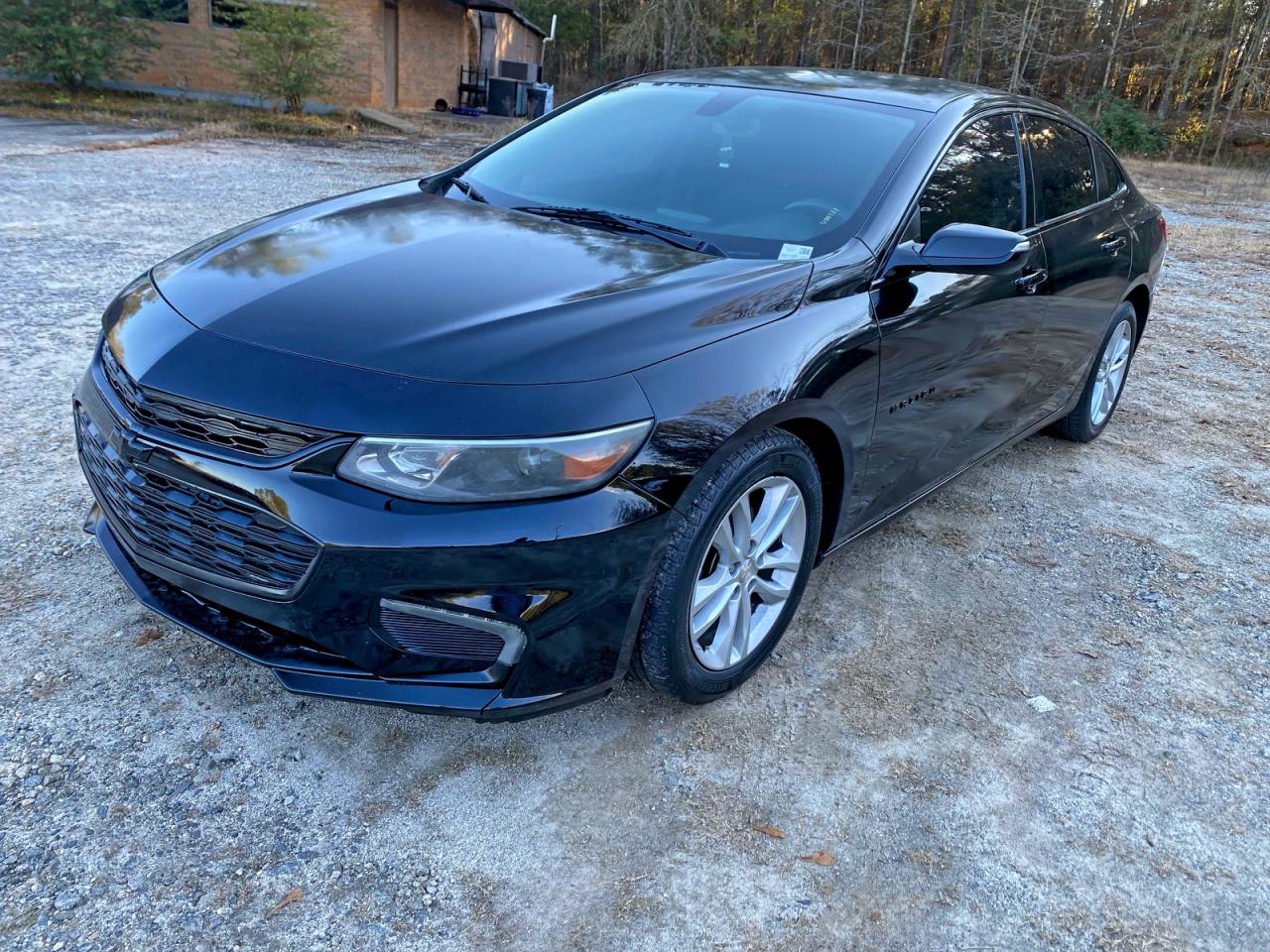 2016 CHEVROLET MALIBU LT photo 2