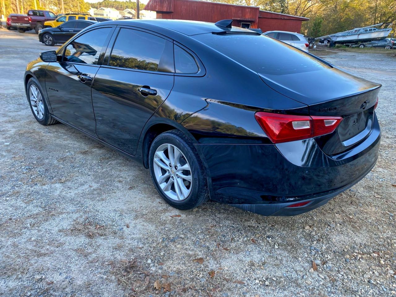 2016 CHEVROLET MALIBU LT photo 3
