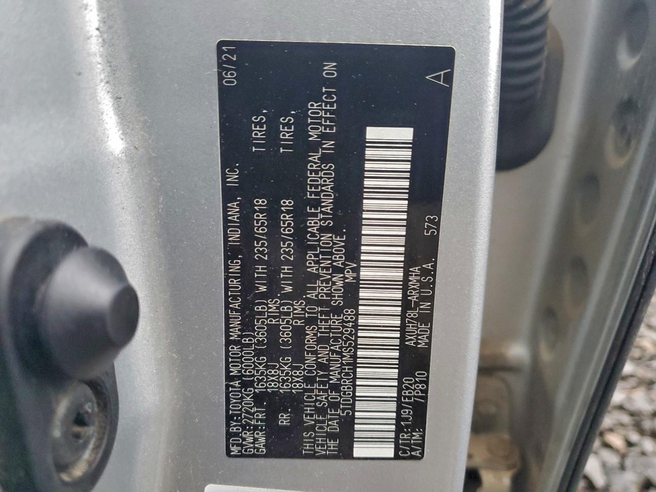 2021 TOYOTA HIGHLANDER HYBRID XLE photo 13