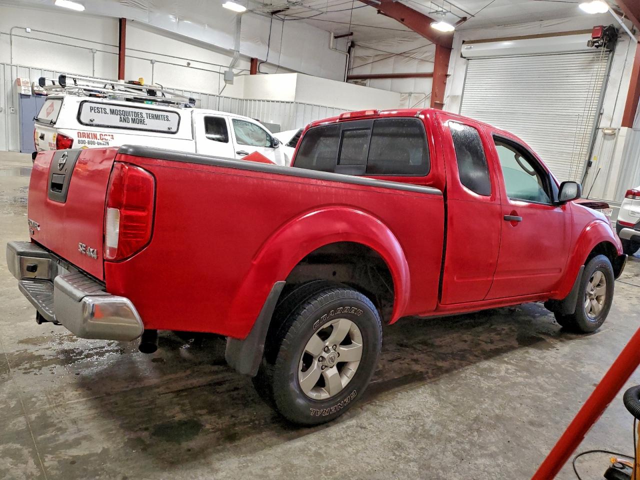 2010 NISSAN FRONTIER KING CAB SE photo 3