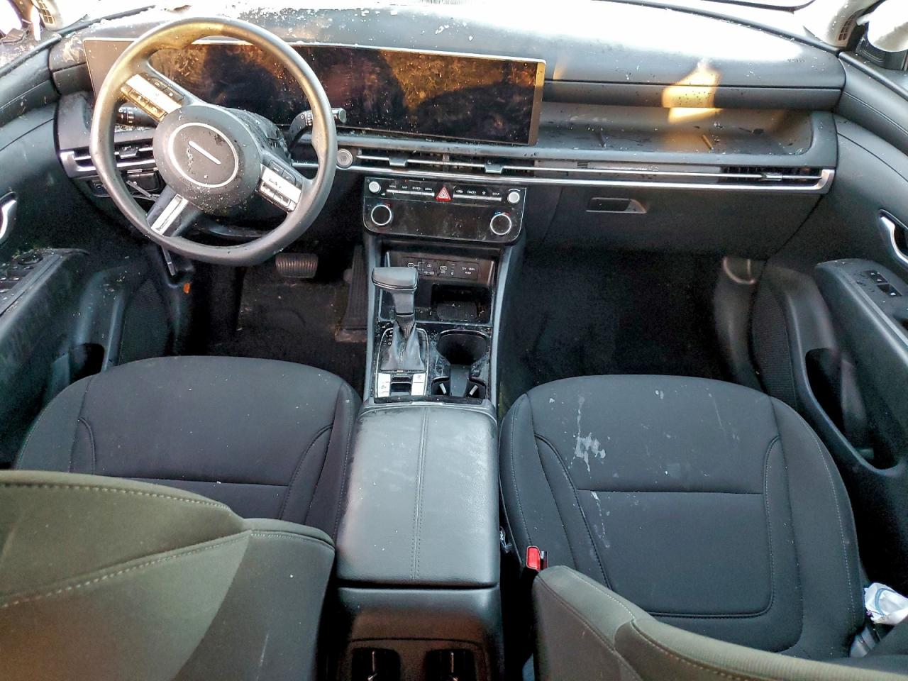 2025 HYUNDAI TUCSON SEL photo 8