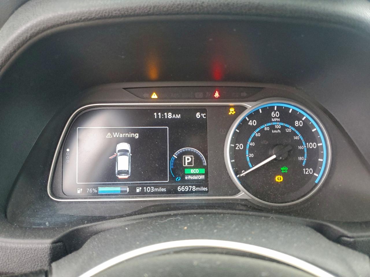 2019 NISSAN LEAF S photo 9