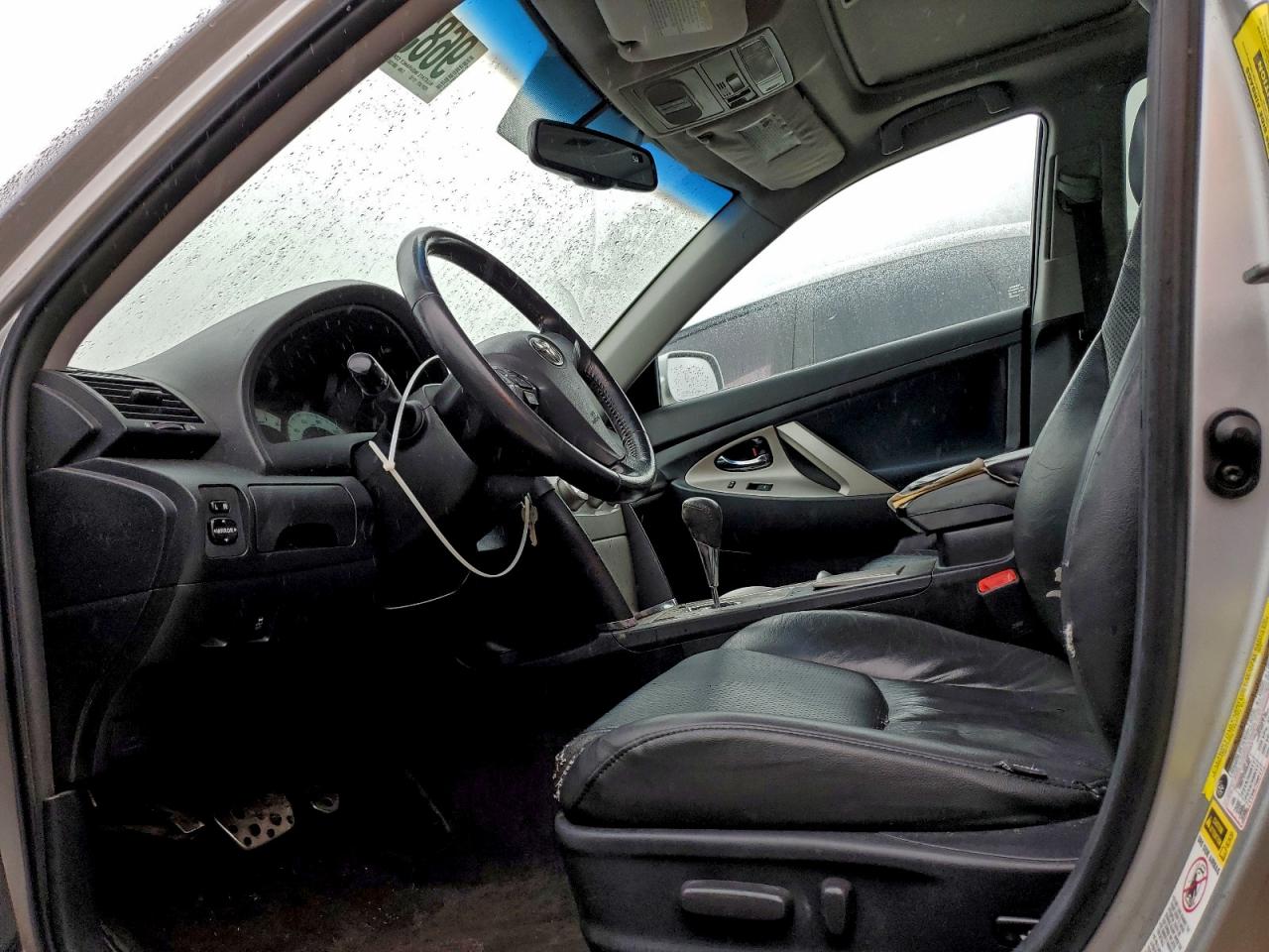 2010 TOYOTA CAMRY BASE photo 7