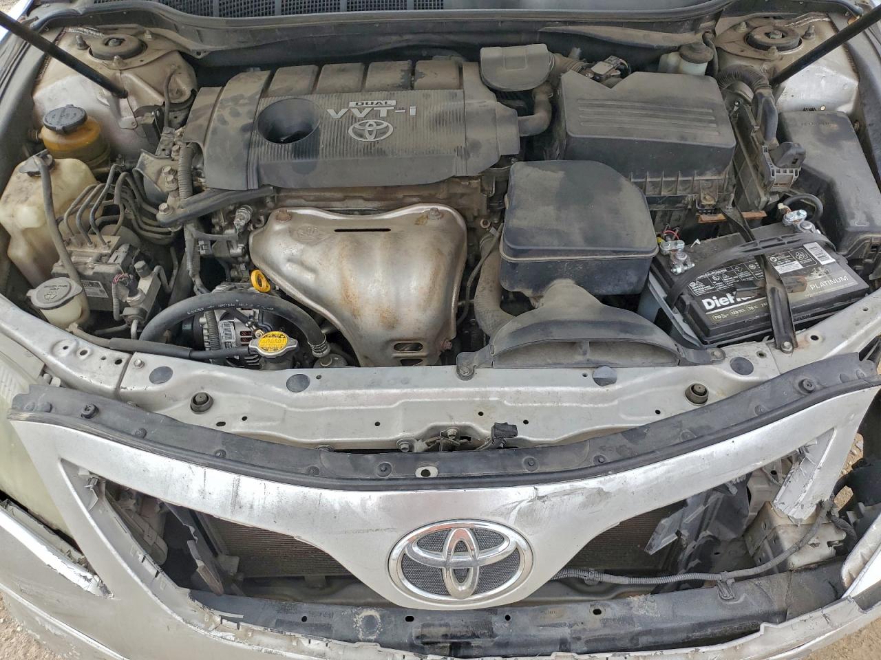 2010 TOYOTA CAMRY BASE photo 11