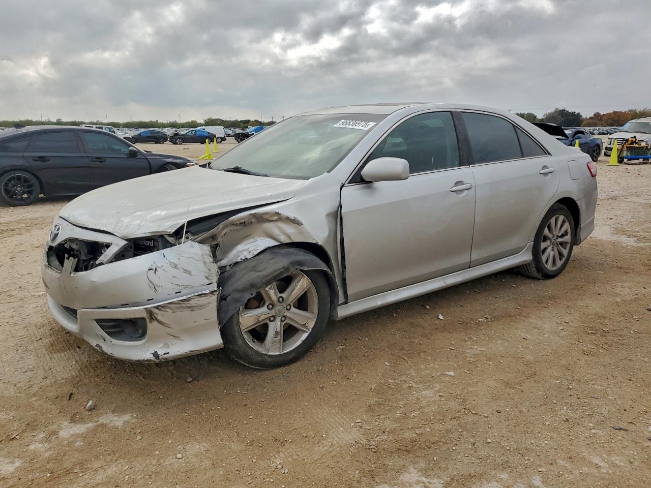 2010 TOYOTA CAMRY