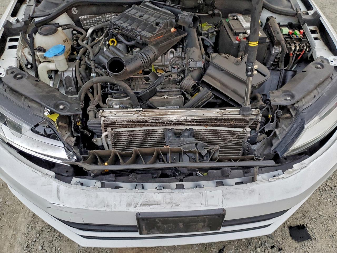 2018 VOLKSWAGEN JETTA SE photo 11