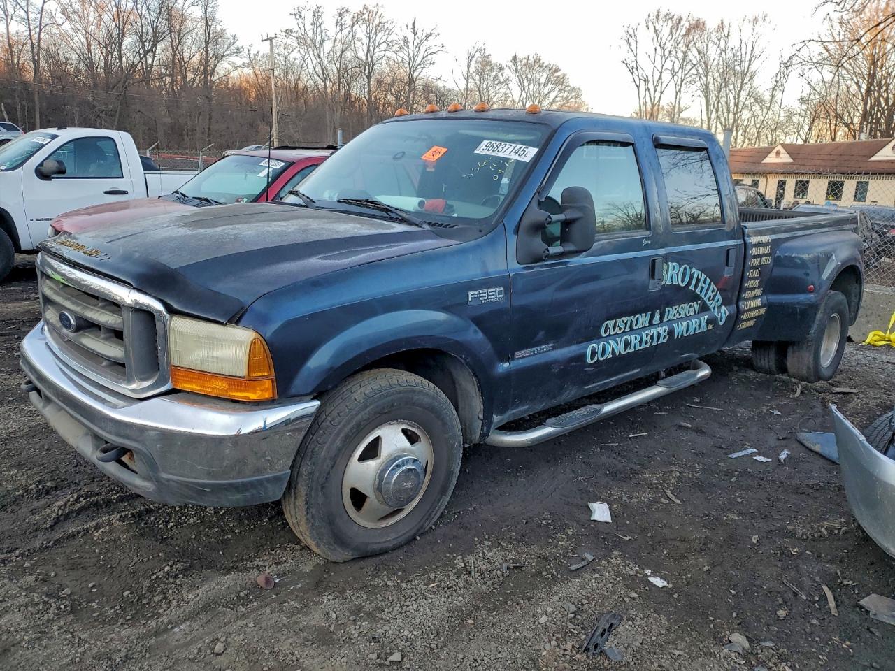1999 FORD F350 SUPER DUTY — FRONT END damage — photo 1