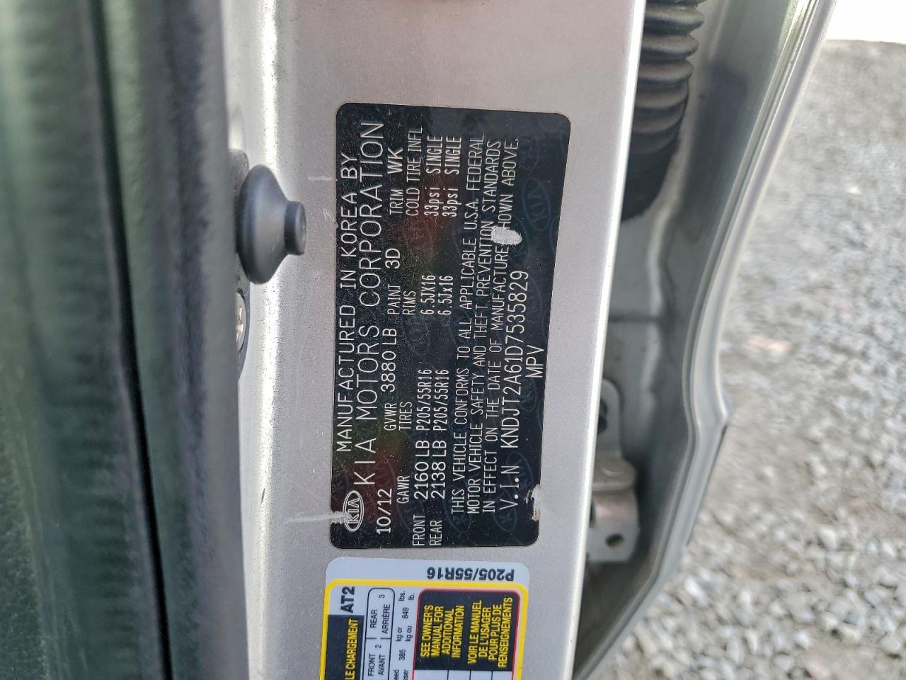 2013 KIA SOUL + photo 12