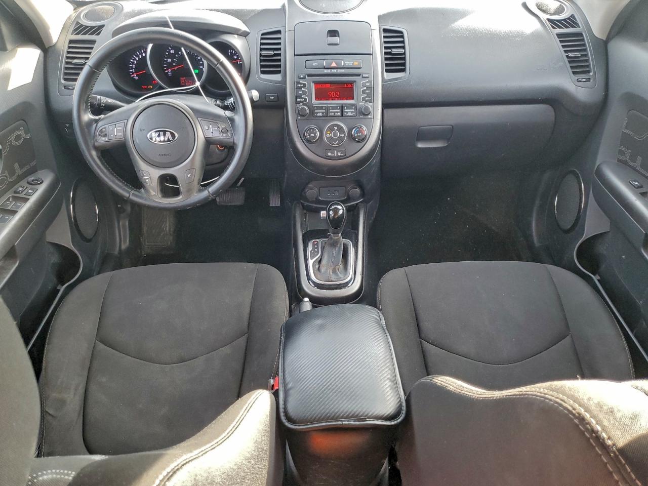 2013 KIA SOUL + photo 8