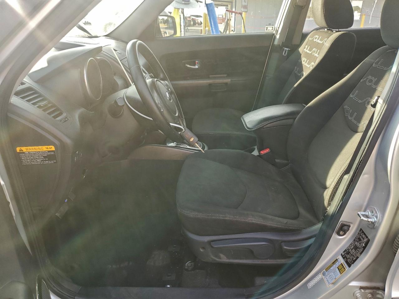 2013 KIA SOUL + photo 7