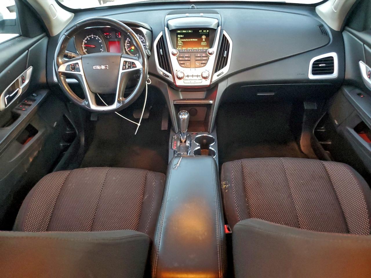 2017 GMC TERRAIN SLE photo 8