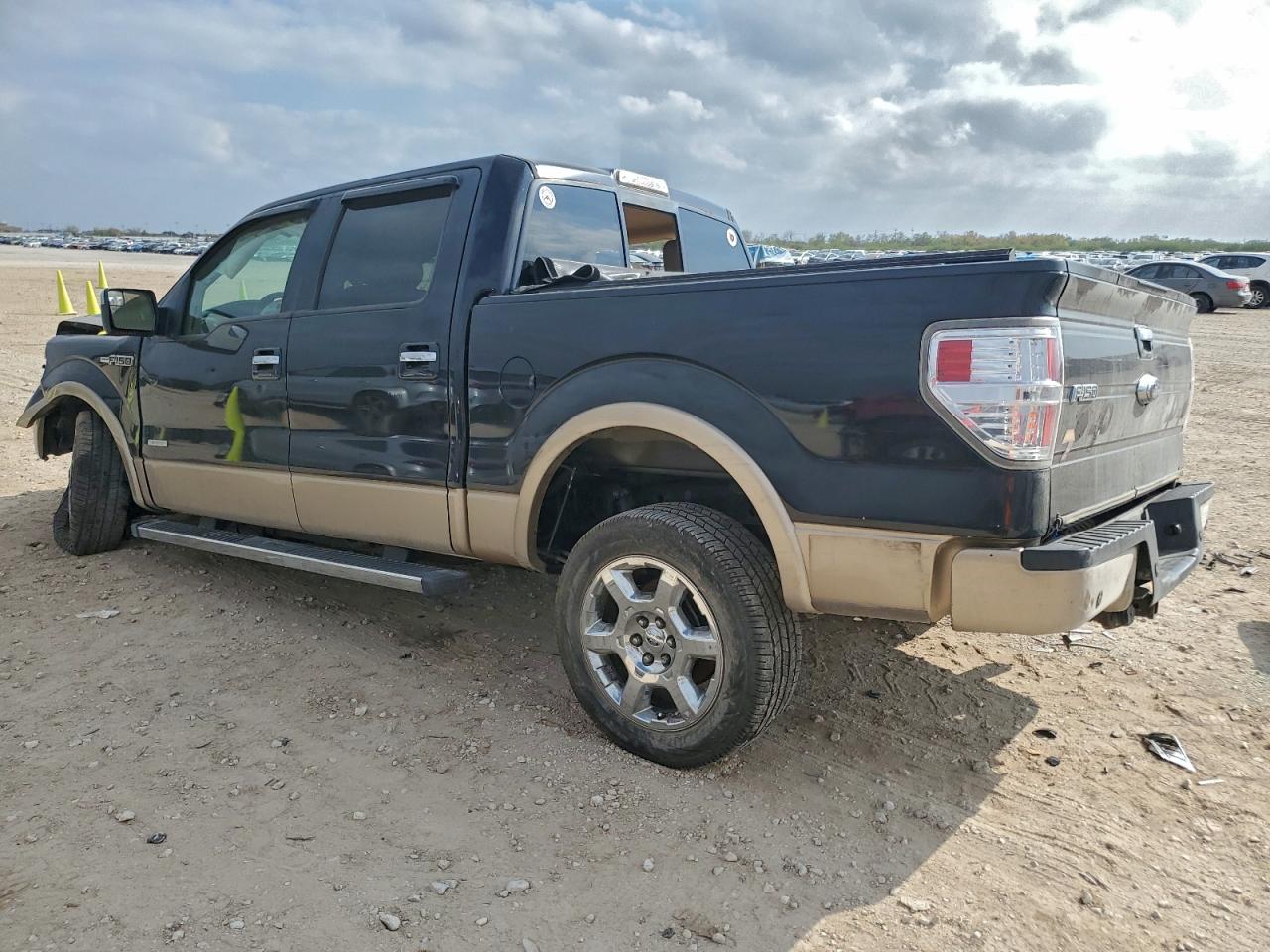 2014 FORD F150 SUPERCREW photo 2