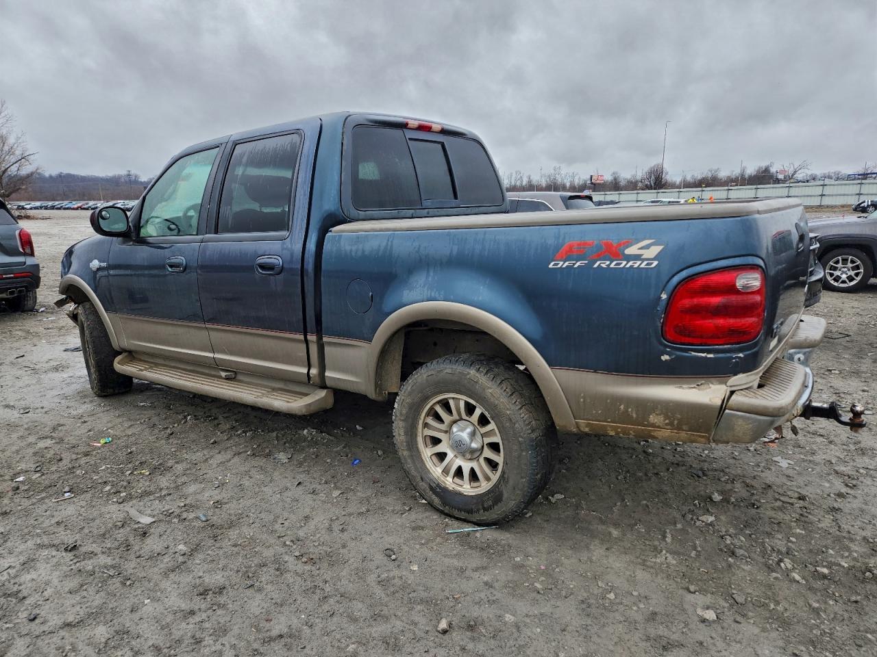 2001 FORD F150 SUPERCREW photo 2