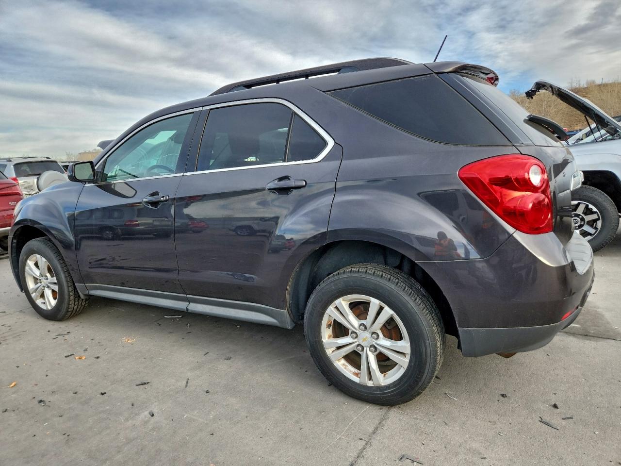 2015 CHEVROLET EQUINOX LT photo 2