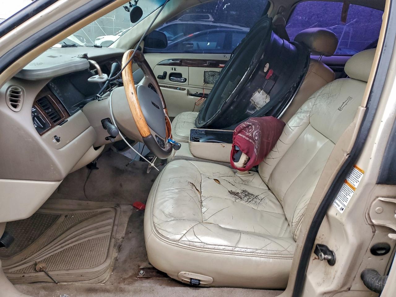 2000 LINCOLN TOWN CAR CARTIER photo 7