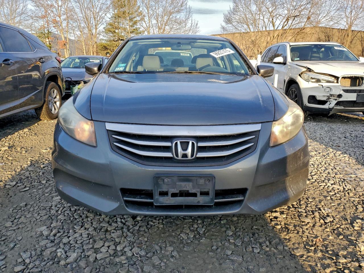 2012 HONDA ACCORD LXP photo 5