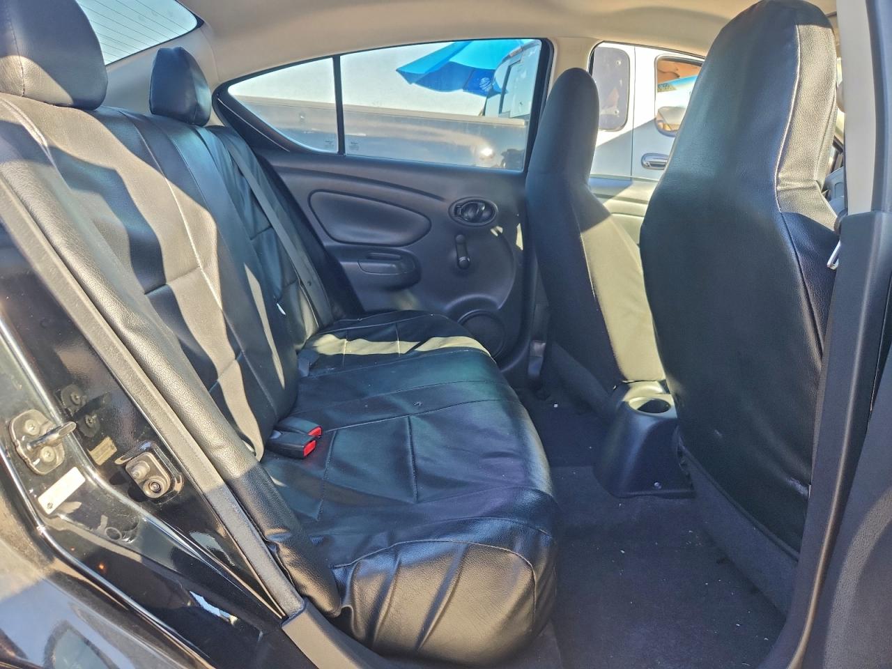 2012 NISSAN VERSA S photo 10