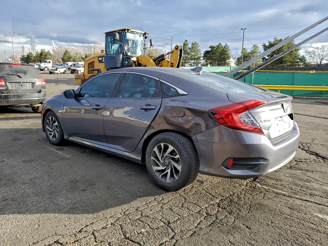 2017 HONDA CIVIC EX photo 2