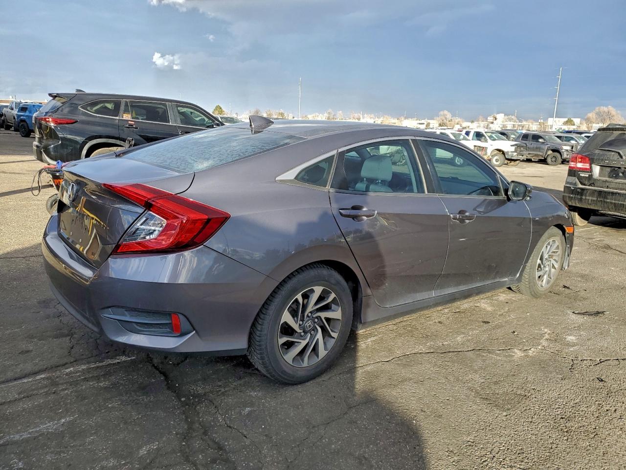 2017 HONDA CIVIC EX photo 3