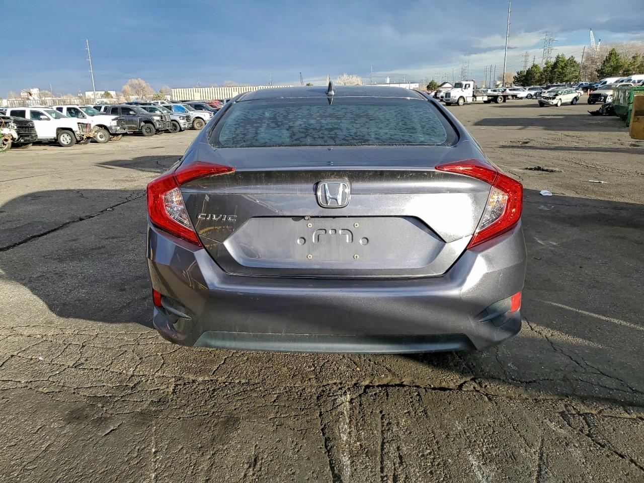 2017 HONDA CIVIC EX photo 6