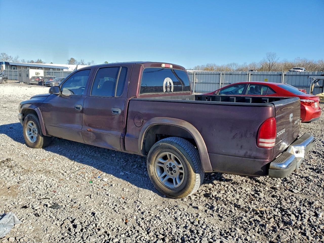 2004 DODGE DAKOTA QUAD SLT photo 2
