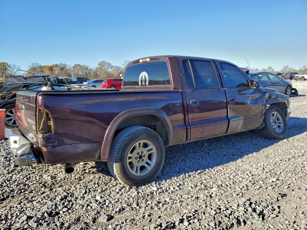 2004 DODGE DAKOTA QUAD SLT photo 3