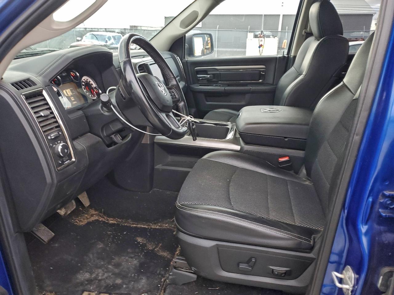 2018 RAM 1500 SPORT photo 13