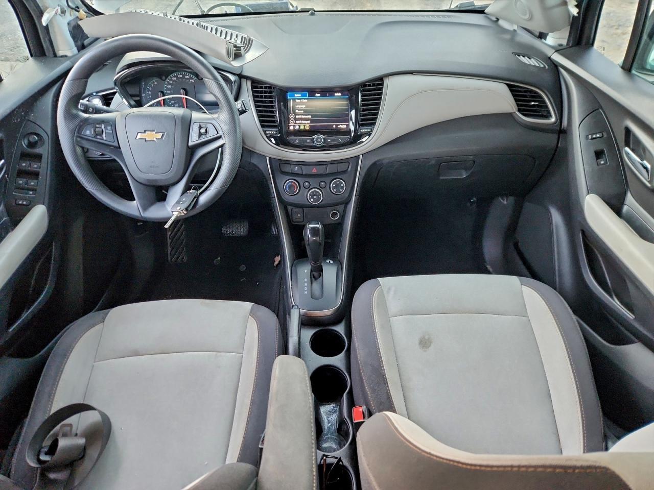 2020 CHEVROLET TRAX LS photo 8